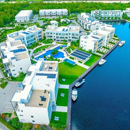 Cayman Luxury Rentals At One Canal Point George Town Esterno foto