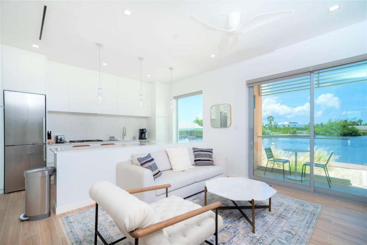 Cayman Luxury Rentals At One Canal Point George Town Esterno foto