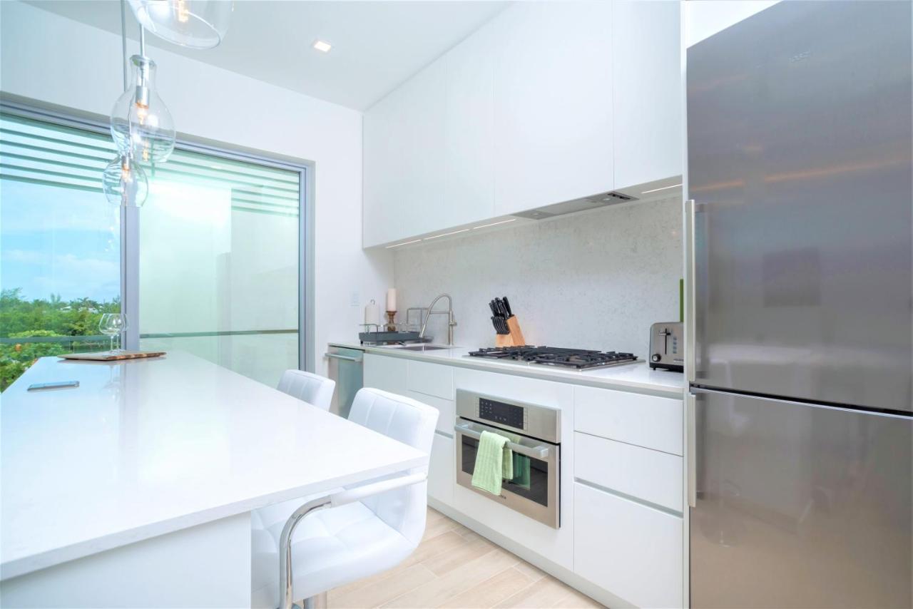 Cayman Luxury Rentals At One Canal Point George Town Esterno foto