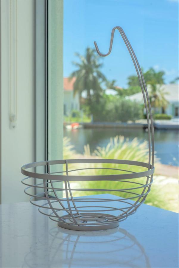 Cayman Luxury Rentals At One Canal Point George Town Esterno foto