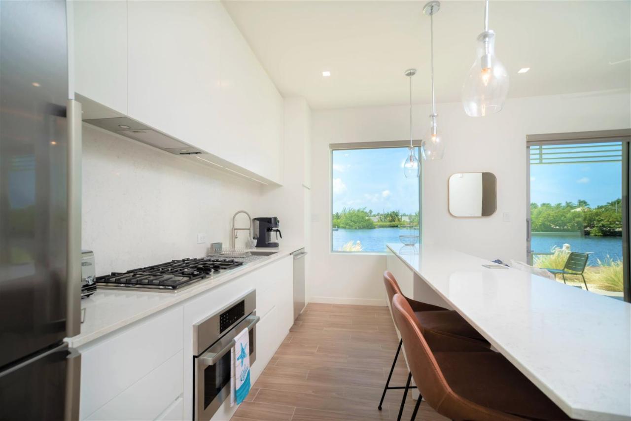 Cayman Luxury Rentals At One Canal Point George Town Esterno foto