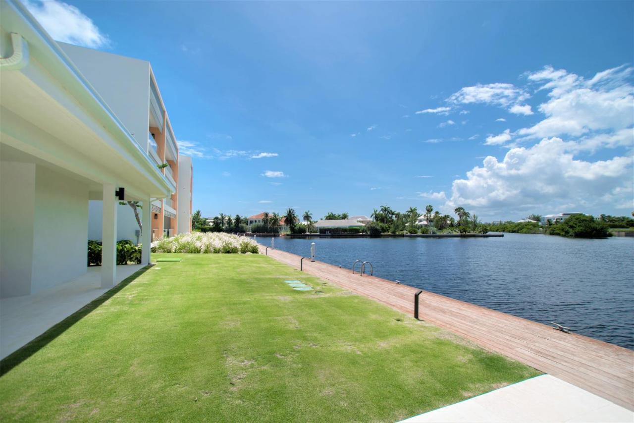 Cayman Luxury Rentals At One Canal Point George Town Esterno foto