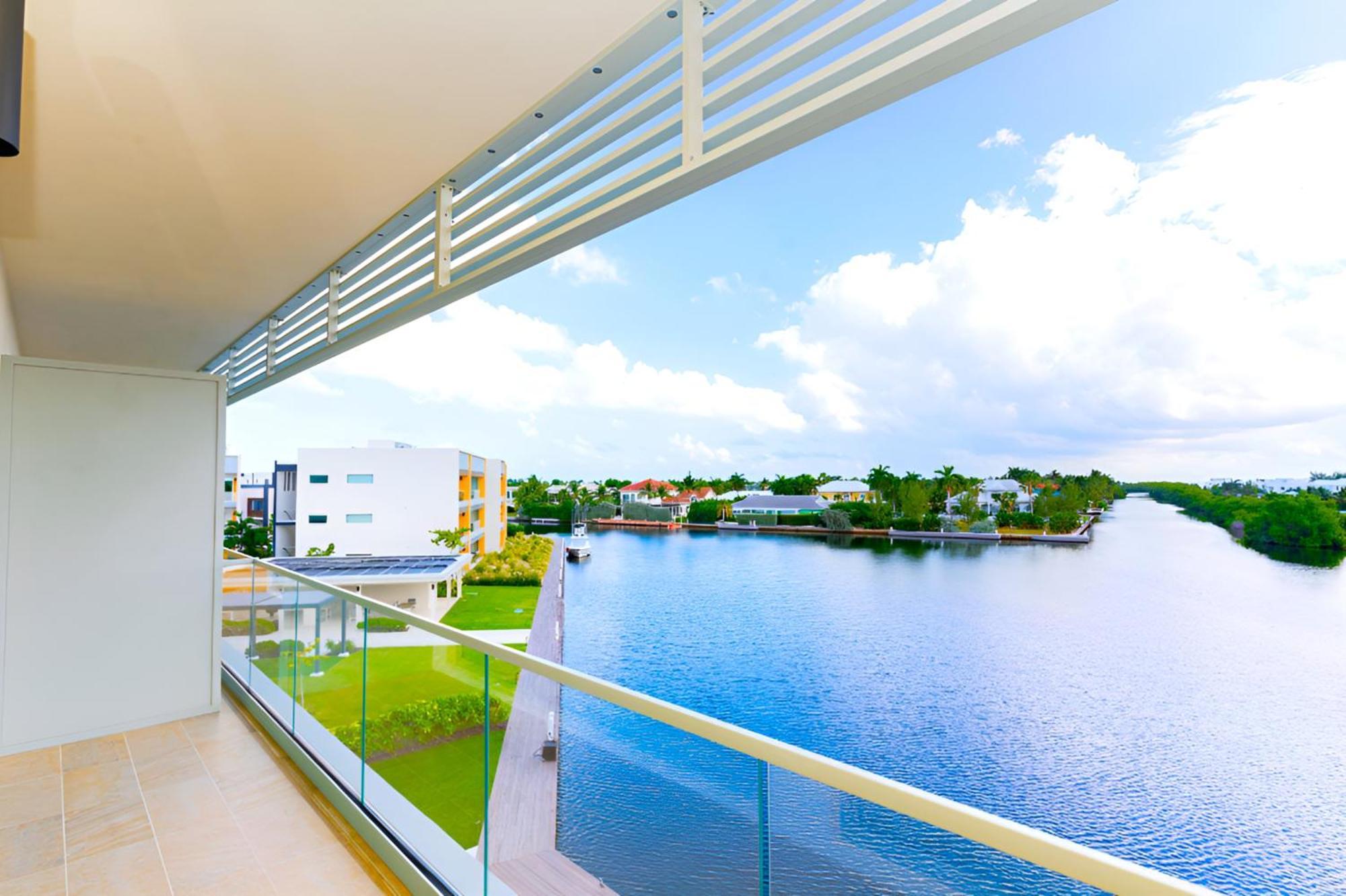 Cayman Luxury Rentals At One Canal Point George Town Esterno foto